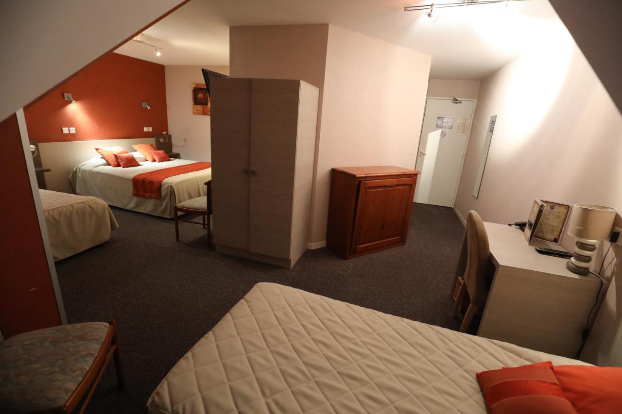 Logis Le Bourguignon Hotel Bèze Eksteriør billede